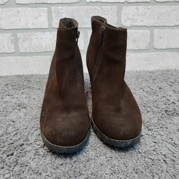 Clarks Womens Brown Leather Ankle Heeled CUTE Boot Size 8M - Picture 2 of 8